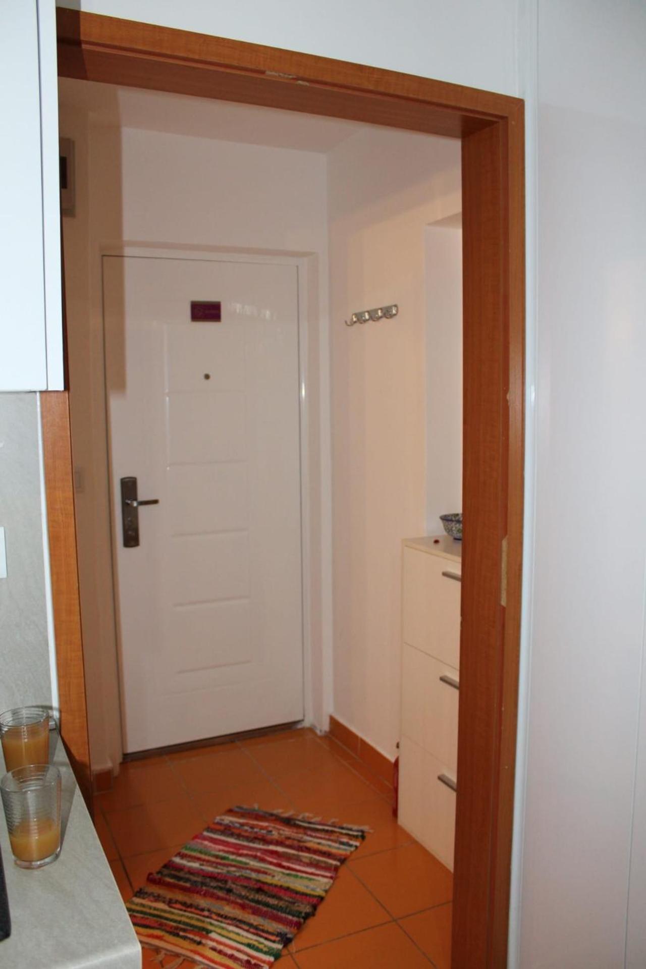 Cozy Apartment Ladybug, Sarajevo Bagian luar foto